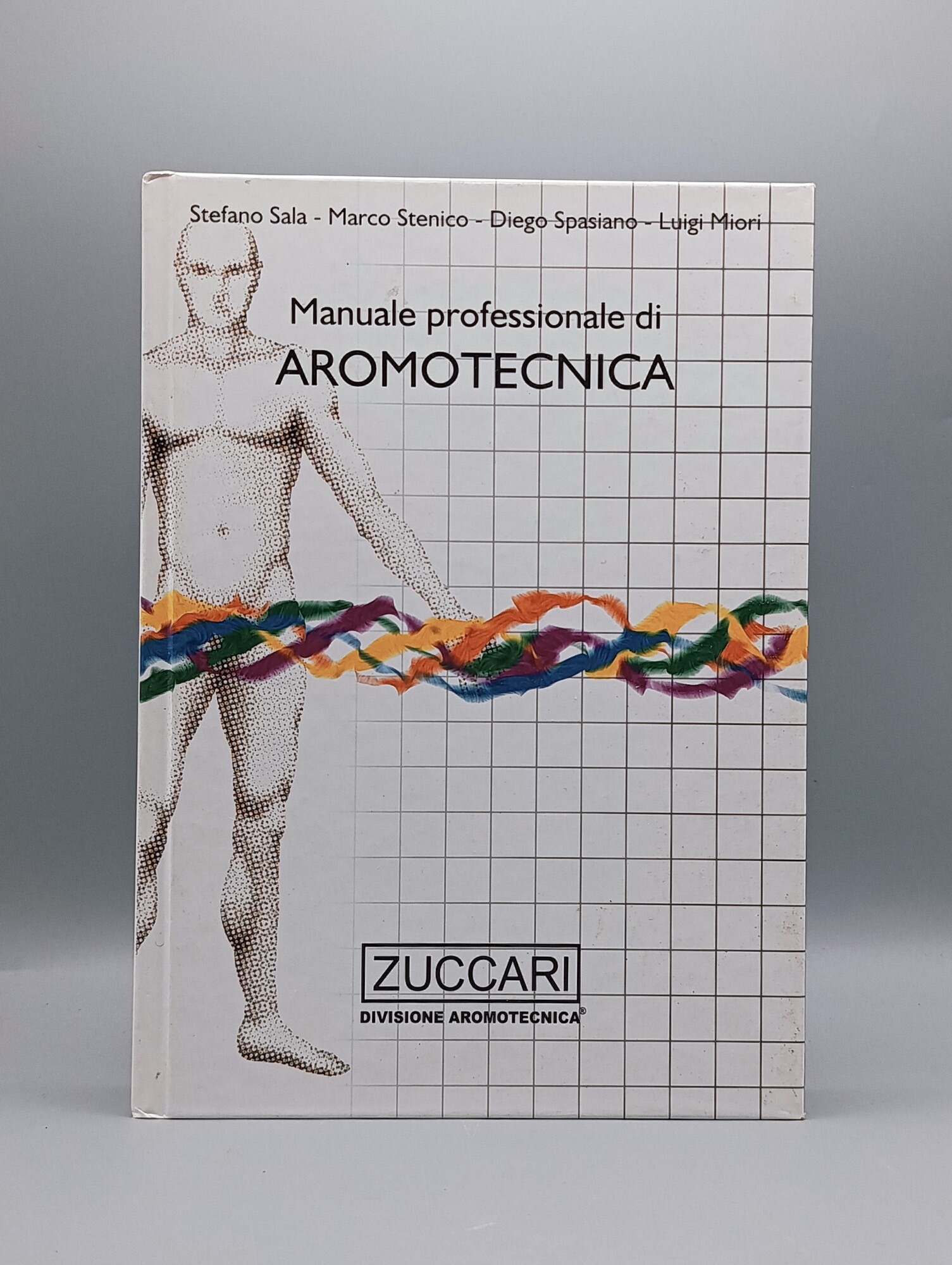 Manuale professionale di aromotecnica. Con 42 schede tecniche