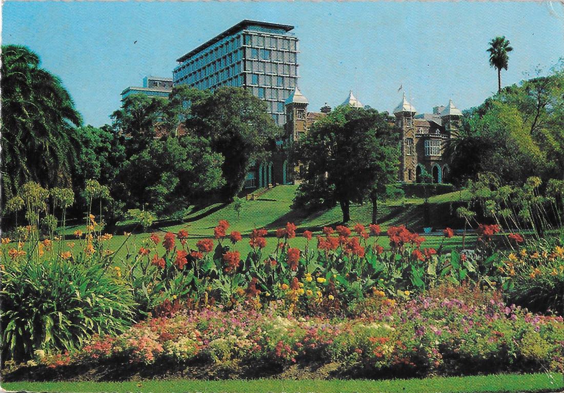 Perth W.A. Council House and Government House. Non viaggiata