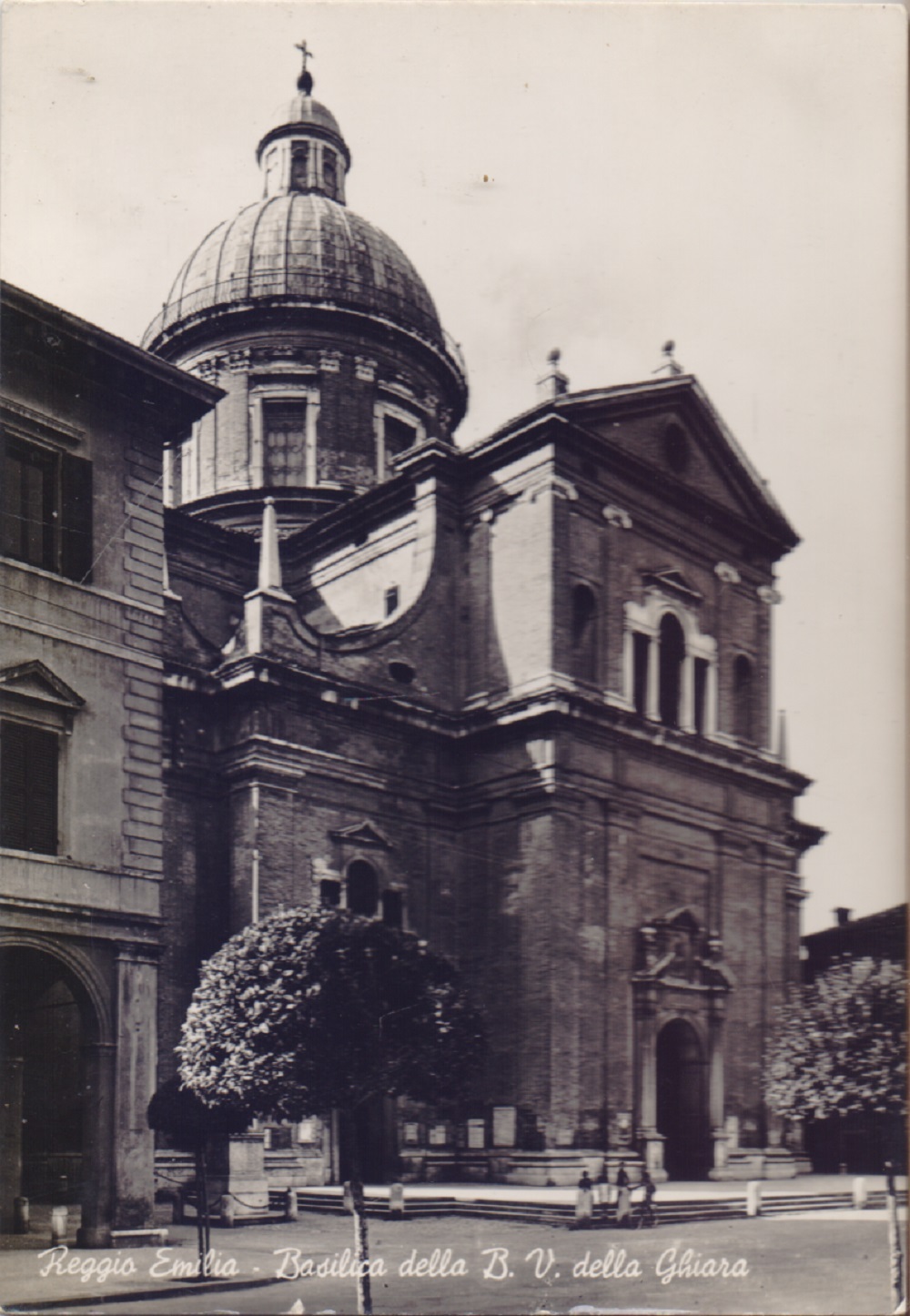 Reggio Emilia. Basilica della B.V. della Ghiara. Viaggiata 1968