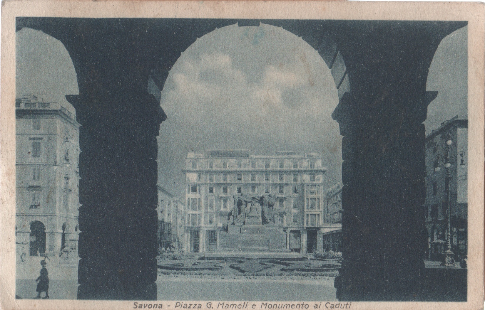 Savona. Piazza G. Mameli e Monumento ai Caduti. Viaggiata 1931