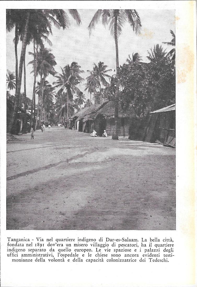 Tanganica. Via nel quartiere indigeno di Dar-es-Salaam. Stampa 1934