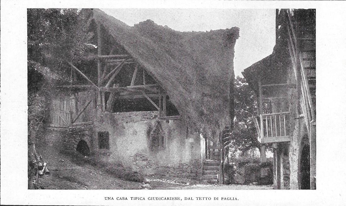Terme di Comano -Casa tipica Giudicariese dal tetto di paglia. …