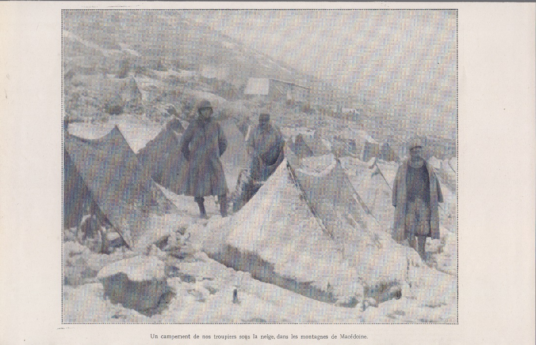 Un campement de nos troupiers dans les montagnes de Macedonie. …