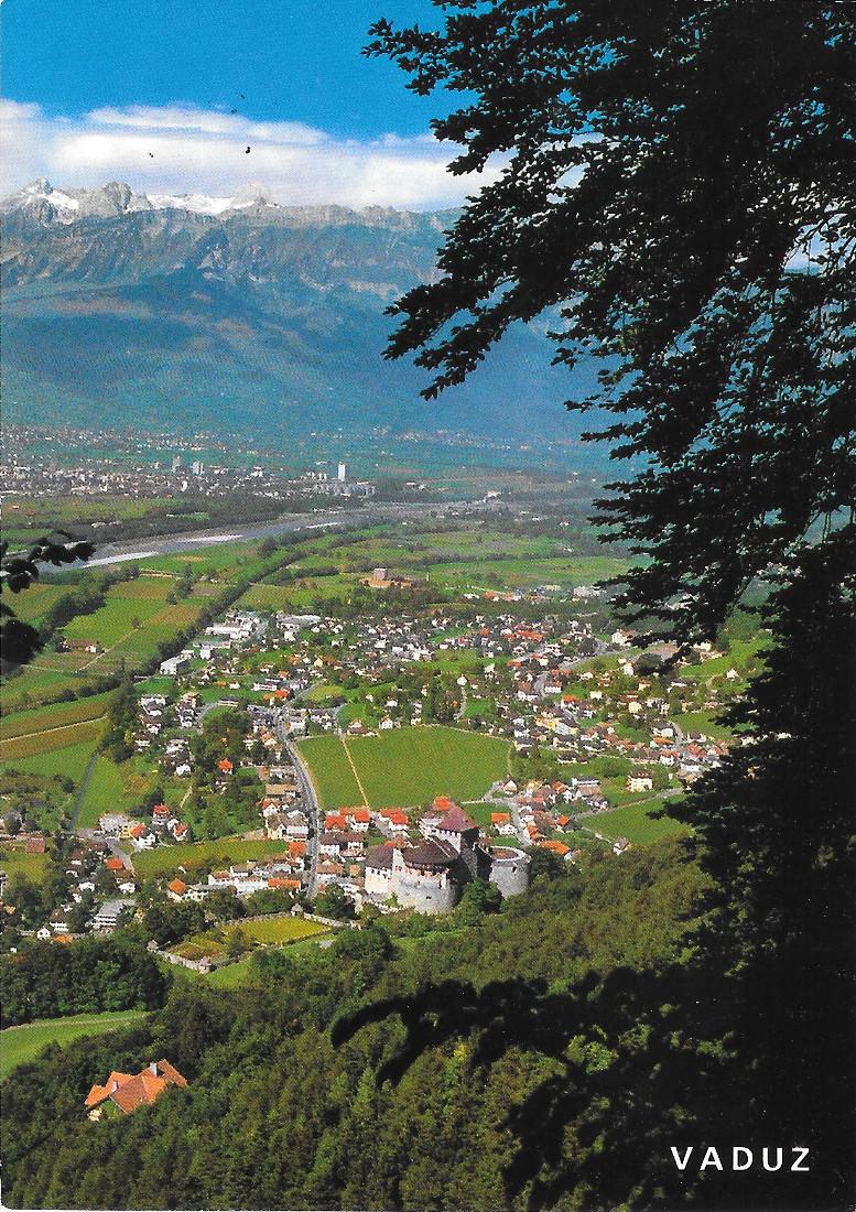 Vaduz mit Schloss Furstentum Liechtenstein. Non viaggiata