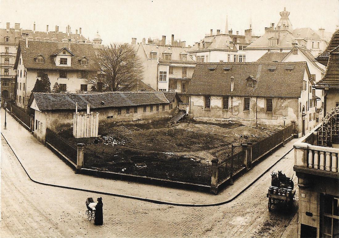 Zürich. Ehemaliger Friedhof St. Anna heute, Bauplatz für das 1912-14 …