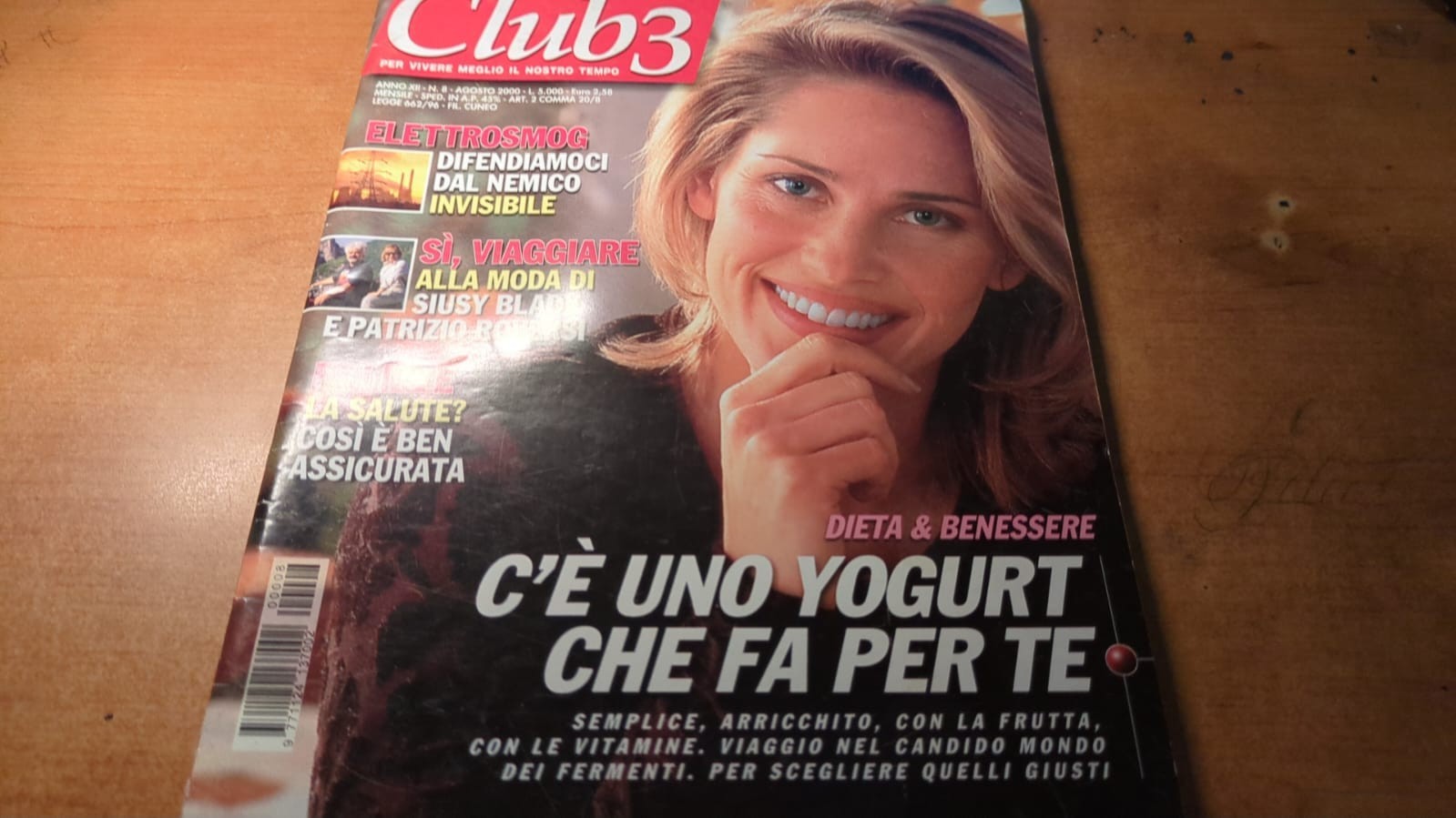 Club n8- Mensile 2000