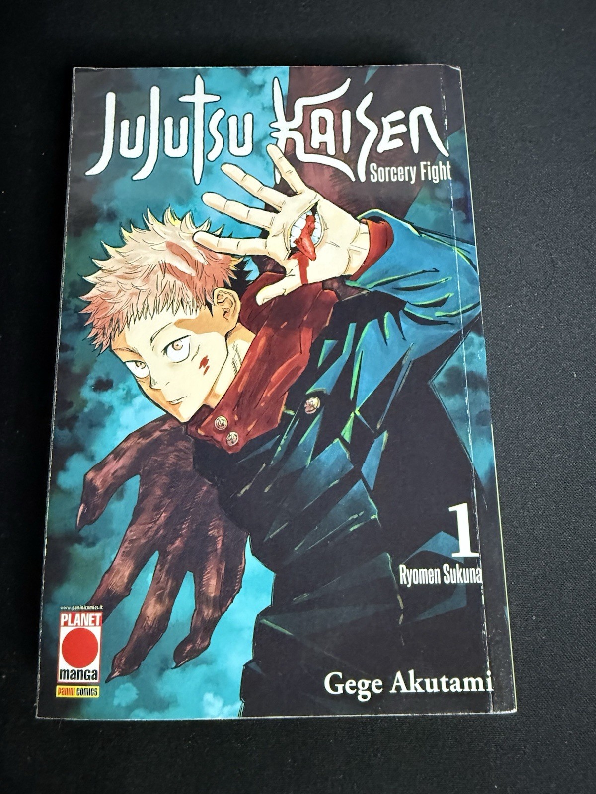 Jujutsu Kaisen Vol.1