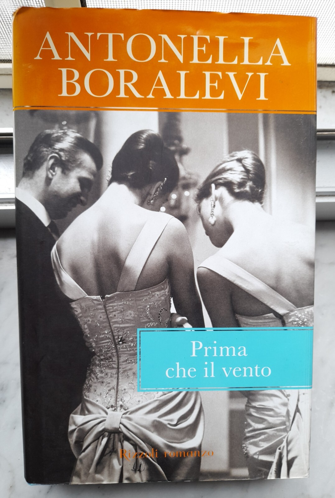 " PRIMA CHE IL VENTO" - ANTONELLA BORALEVI,2004