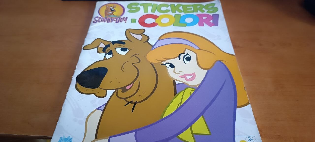 Scooby Doo! - Stickers e colori 2013