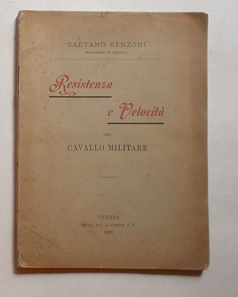 Resistenza e velocità del cavallo militare.