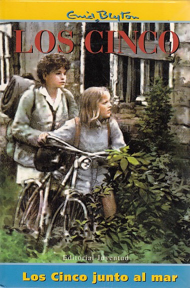 LOS CINCO JUNTO AL MAR