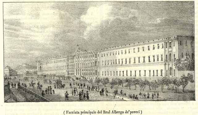 Facciata principale del Real Albergo de' poveri
