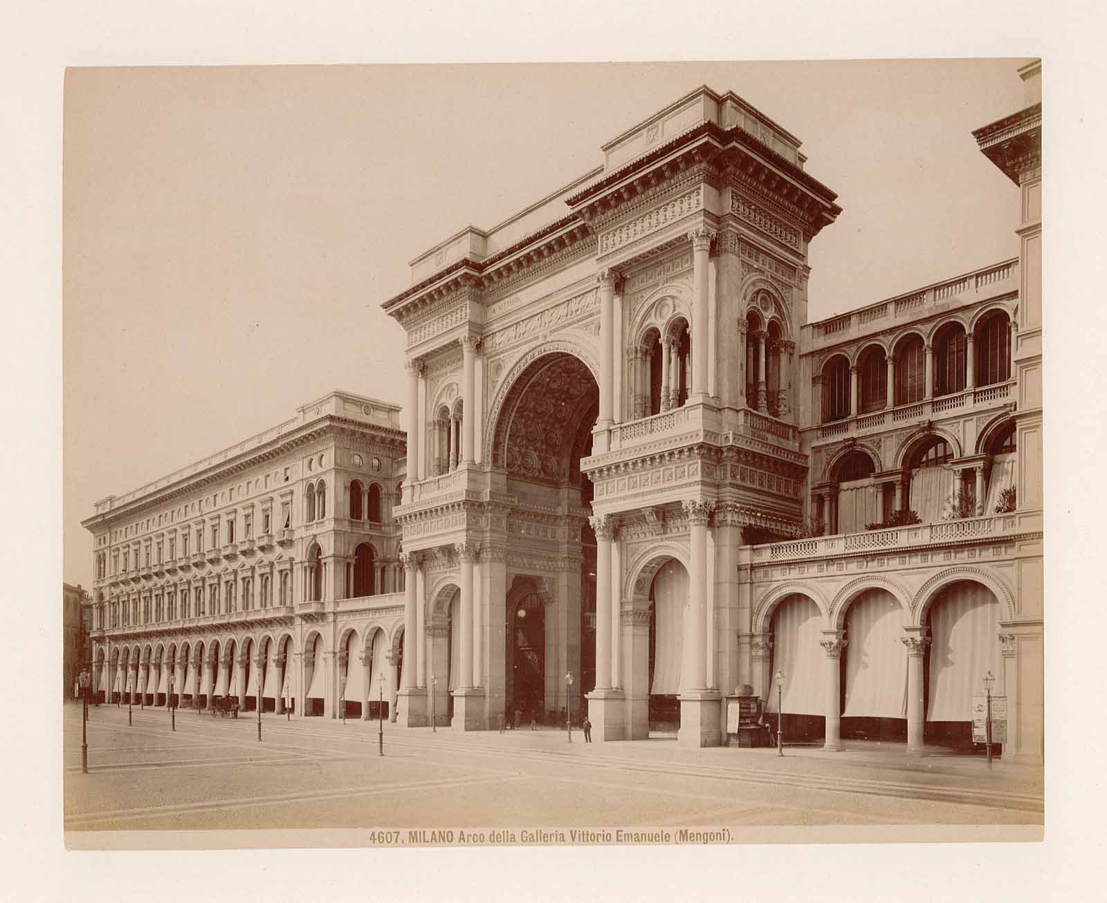 Milano Arco della Galleia Vittorio Emanuele (Mengoni)