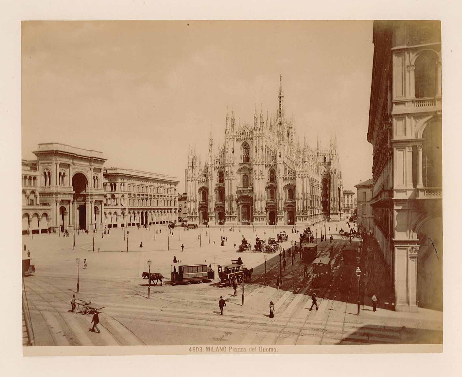 Milano Piazza del Duomo