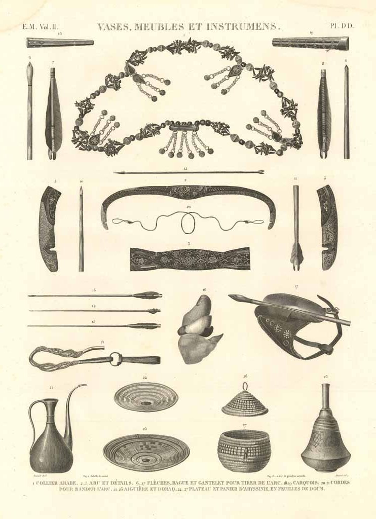 Vases, meubles et instrumens - Collier arabe - Arc et …