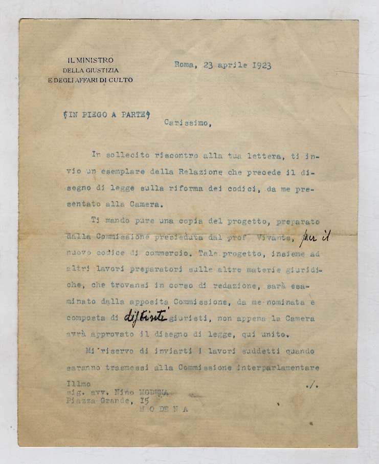 Lettera dattiloscritta, con firma autografa, stesa su una facciata d'un …