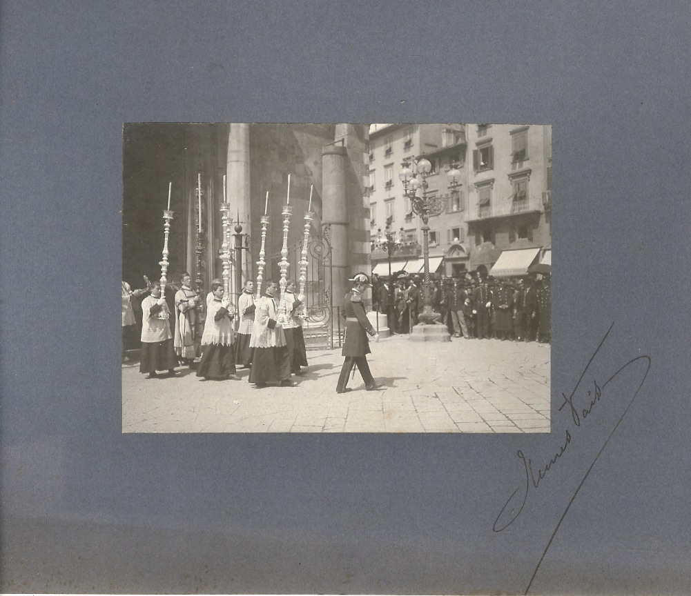 [Lo scoppio del carro].