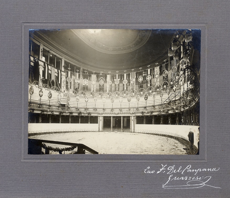 [Palchi e platea d'un teatro: Teatro Nazionale?].