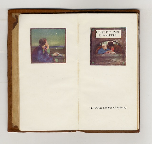 PETIT (UN) livre d'amitié.