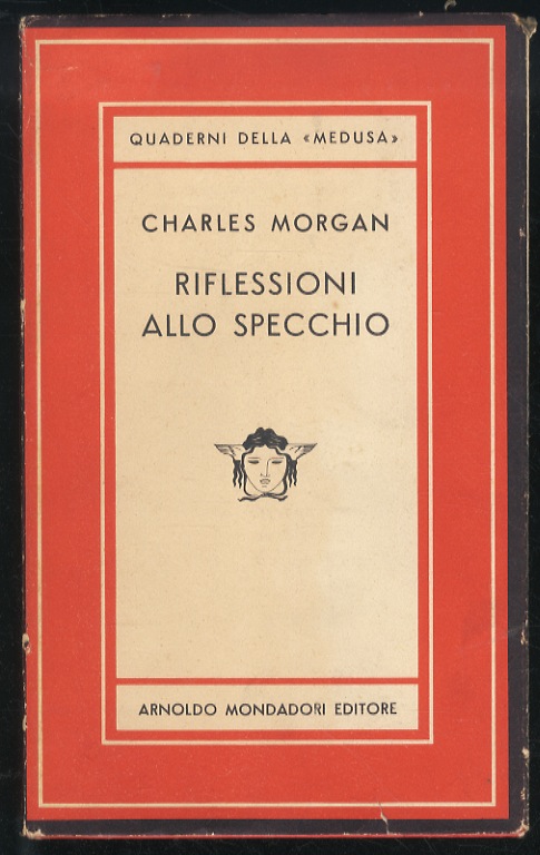 Riflessioni allo specchio.