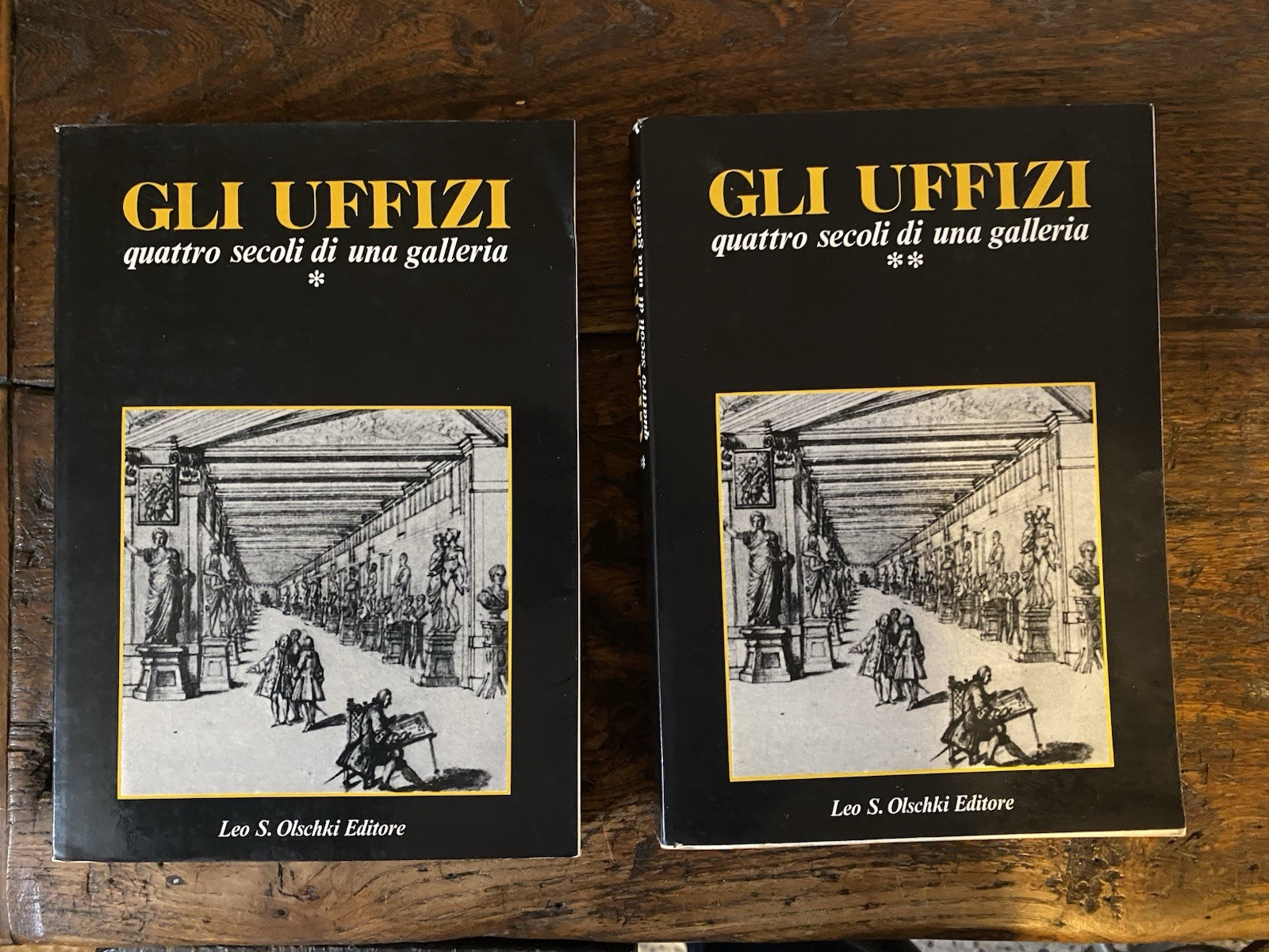 AA.VV. Gli Uffizi quattro secoli di una galleria Firenze Leo …