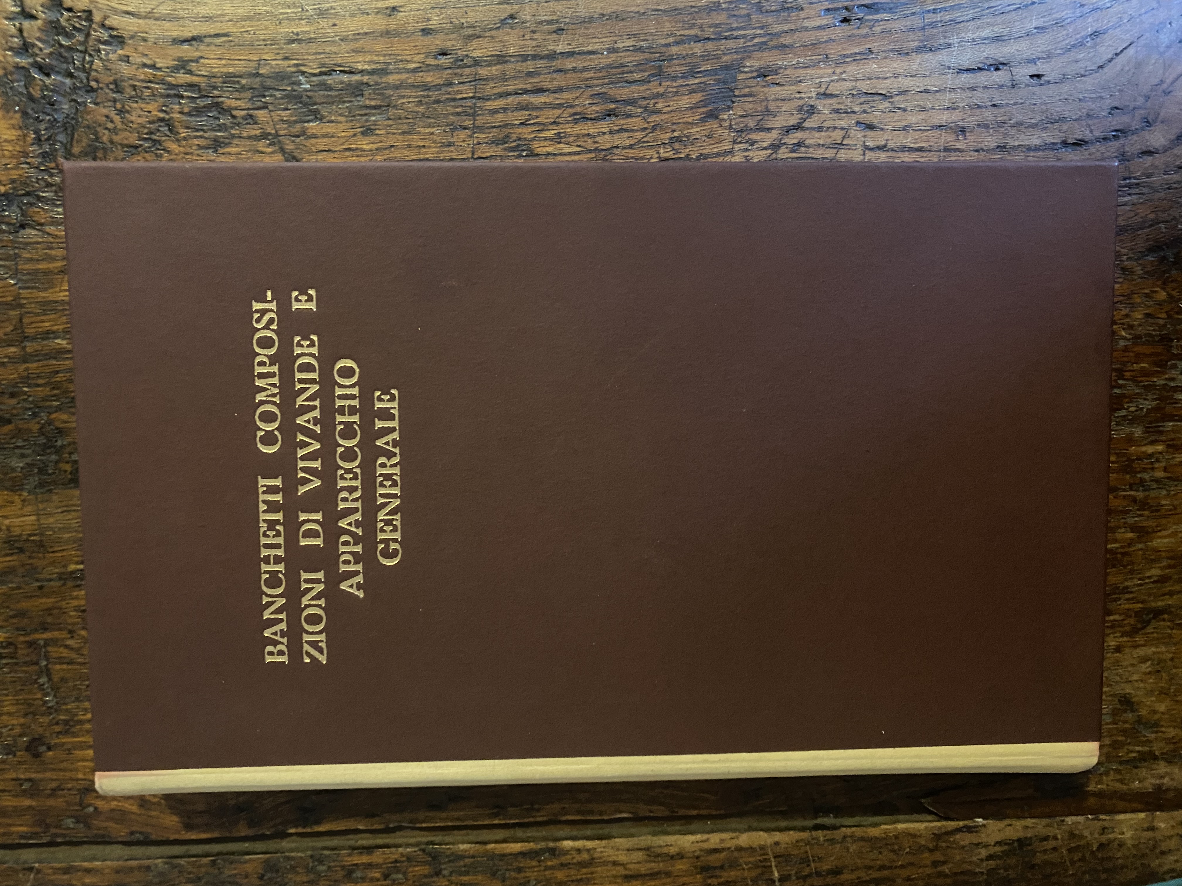 Banchetti composizioni di vivande e apparecchio generale