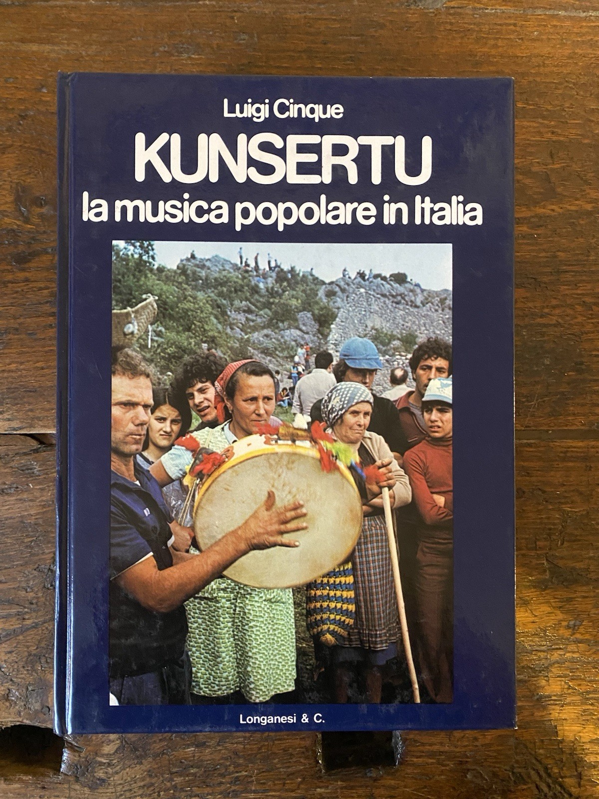 Cinque Luigi Kunsertu la musica popolare italiana Milano Longanesi 1977