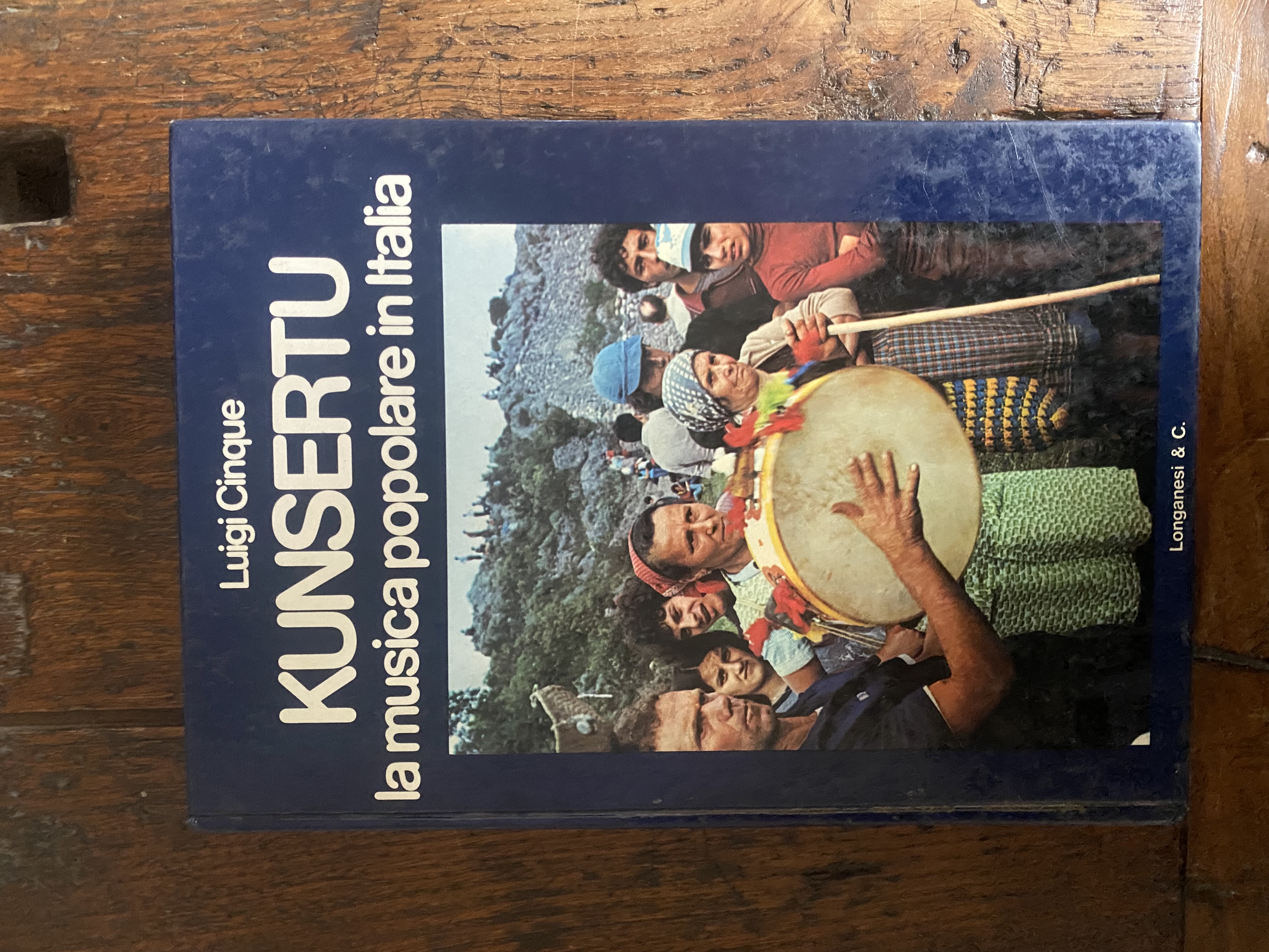 Kunsertu la musica popolare in Italia