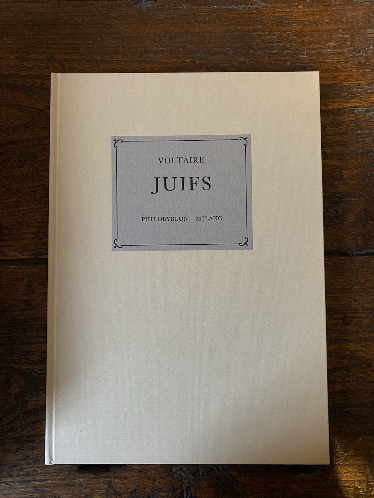 Voltaire Juifs Valdonega Philobyblon 1989