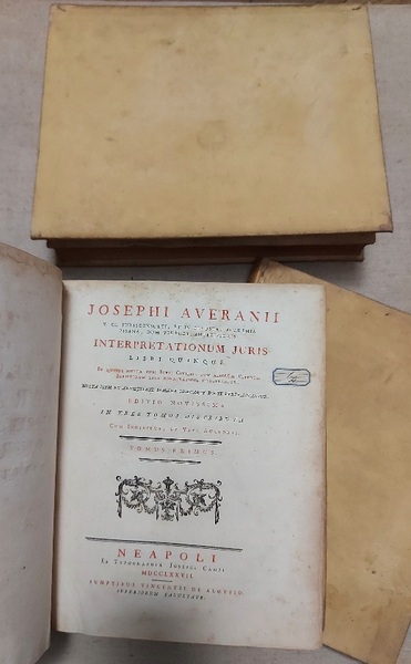 Josephi Averani . Interpretationum juris libri quinque in quibus multa …