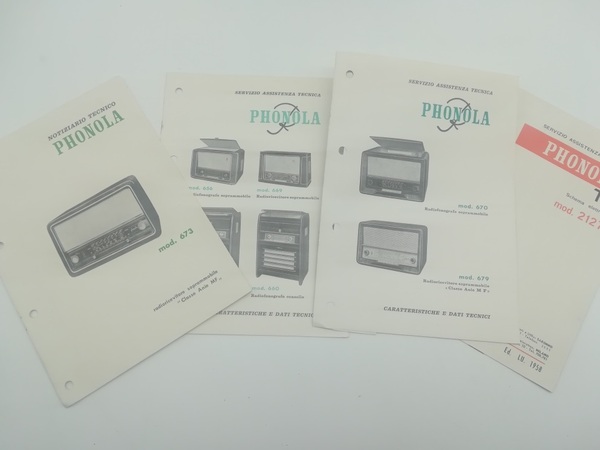 Insieme di 3 Notiziari tecnici Phonola con quarto pieghevole con …