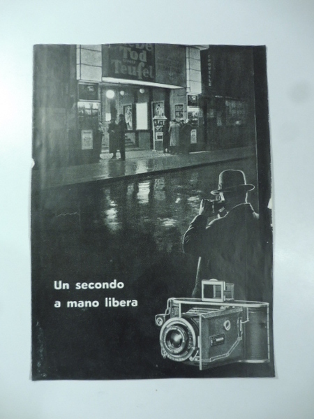 Voigtlander. Un secondo a mano libera. (Bifolio pubblicitario per apparecchio …