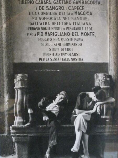 Alla stazione.