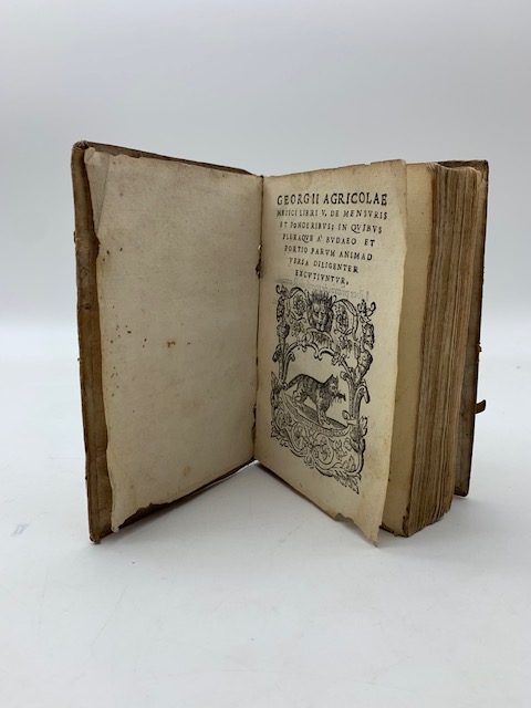 Georgii Agricolae medici libri V De mensuris et ponderibus in …
