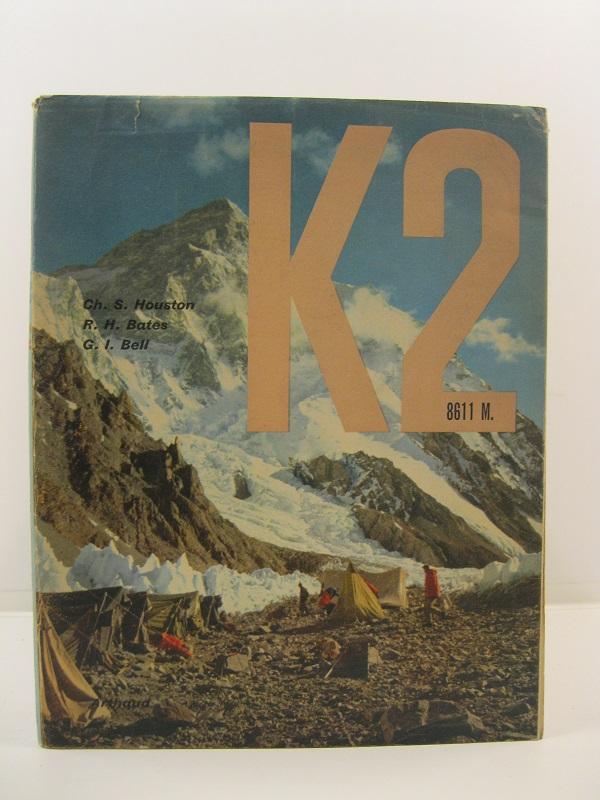K2. 8611 m. Troisieme expedition americaine au Karakorum. 70 photographies …