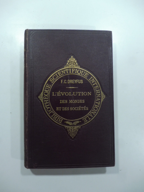 L'evolution des mondes et des societes