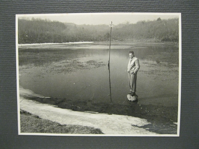 Serra d'Ivrea. Laghetto di Pre'. Fotografia originale