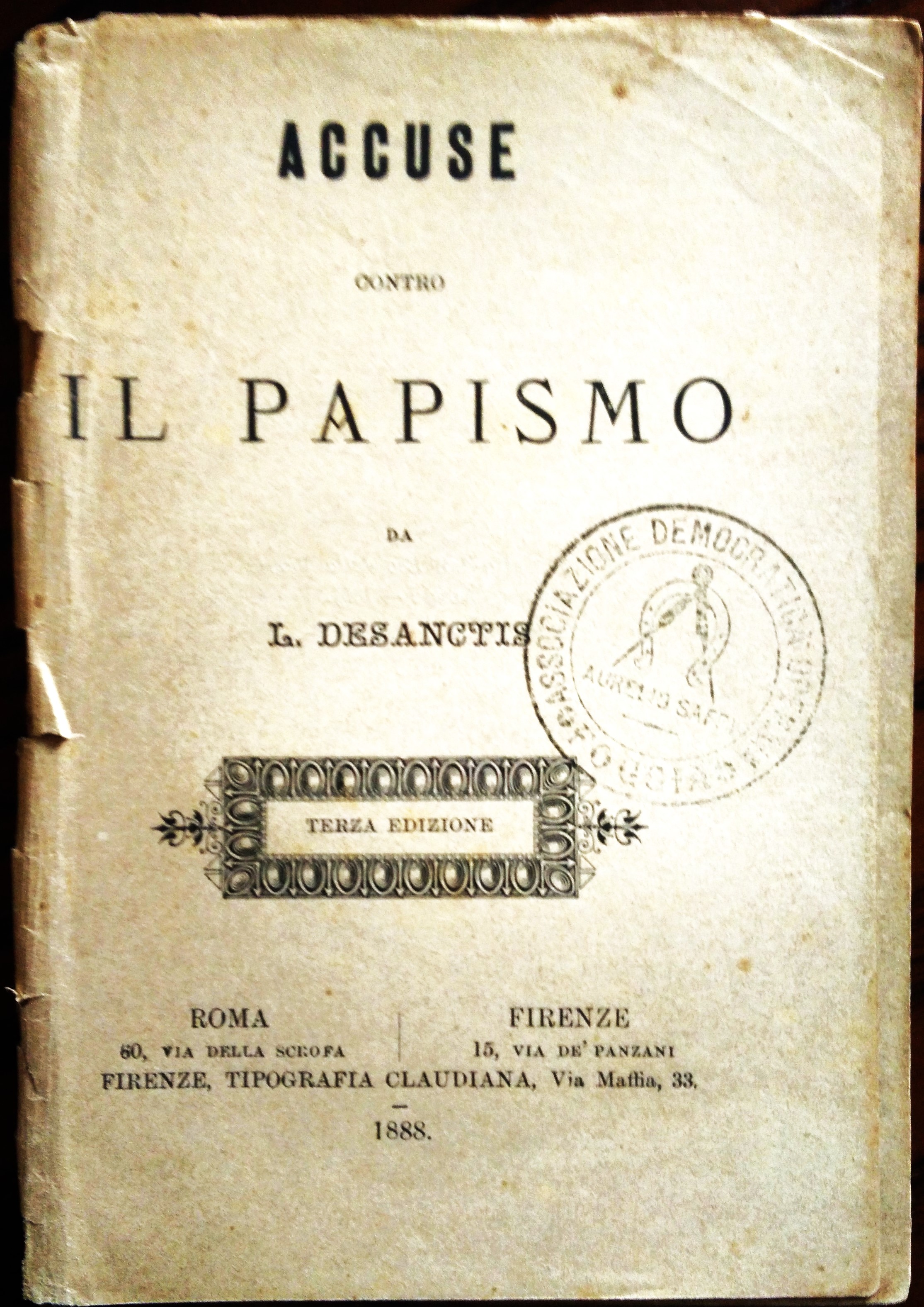Accuse contro il papismo.