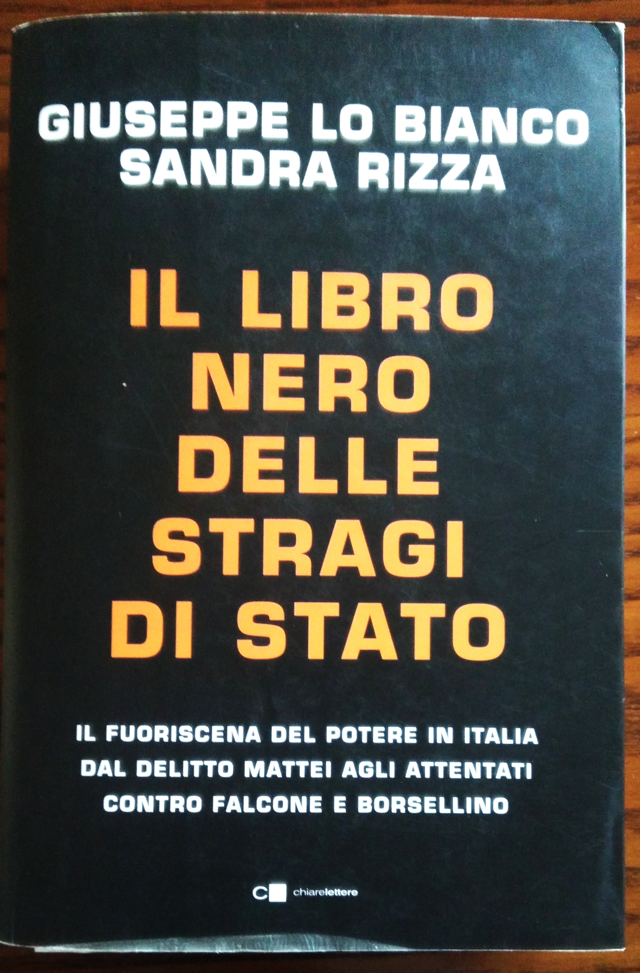 Il libro nero delle stragi di stato.