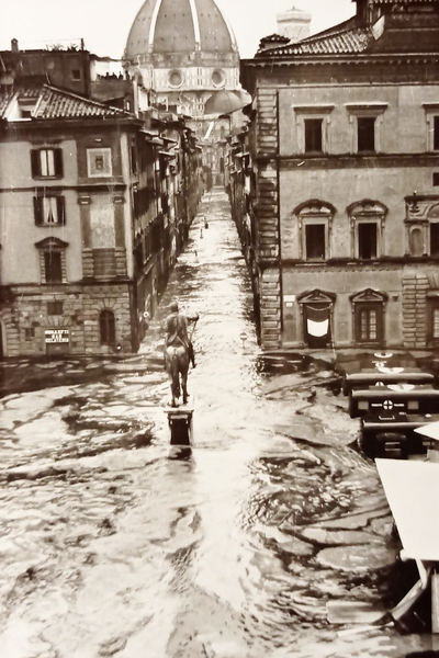 Cartolina - Firenze - Piazza S.S. Annunziata e Via dei …