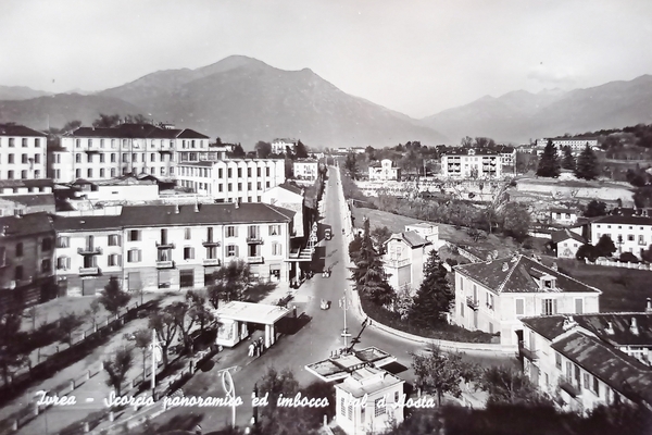 Cartolina - Ivrea - Scorcio Panoramico ed imbocco Val d'Aosta …