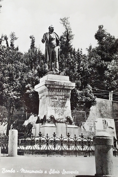 Cartolina - Bomba ( Chieti ) - Monumento a Silvio …