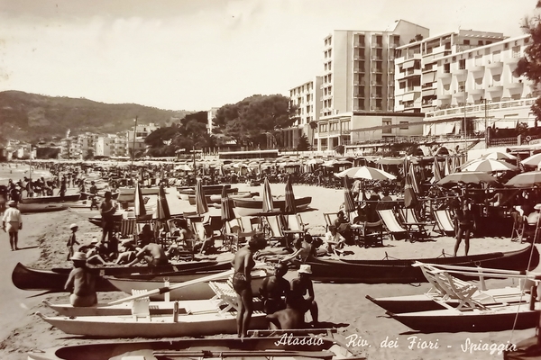 Cartolina - Alassio - Riviera dei Fiori - Spiaggia - …