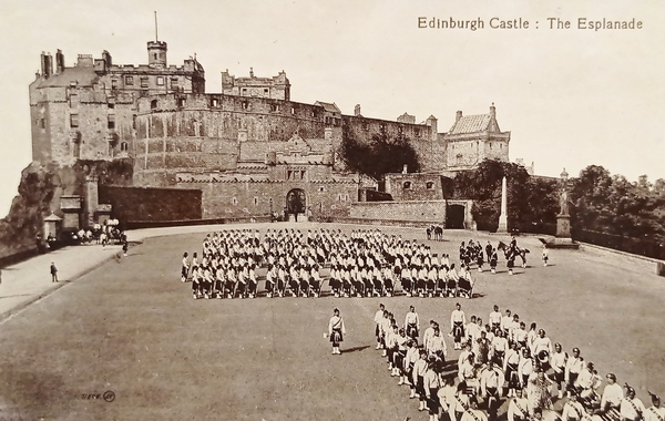 Cartolina - Scozia - Edinburgh Castle - The Esplanade - …