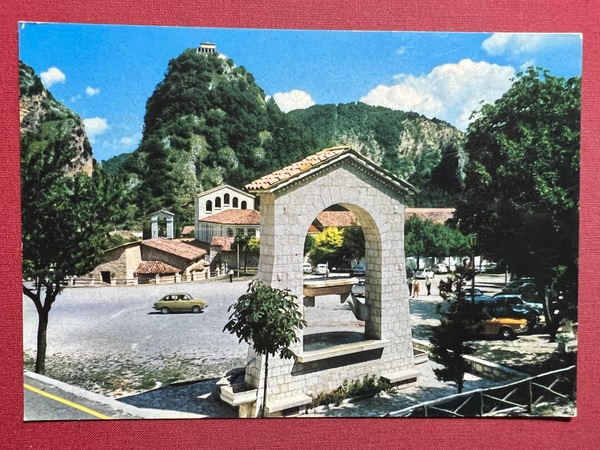 Cartolina - Roccaporena di Cascia ( Perugia ) - Fontana …