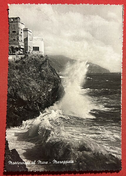 Cartolina - Monterosso al Mare - Mareggiata - 1955 ca.