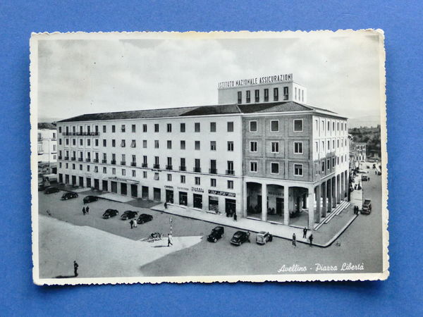 Cartolina Avellino - Piazza Libertà - 1953