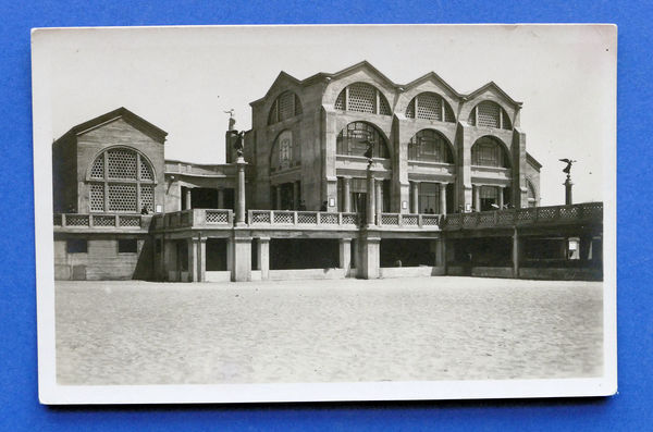 Cartolina Ostia a Mare - La spiaggia e lo stabilimento …