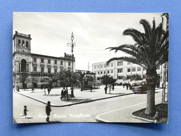 Cartolina Ispica - Piazza Regina Margherita - 1956.