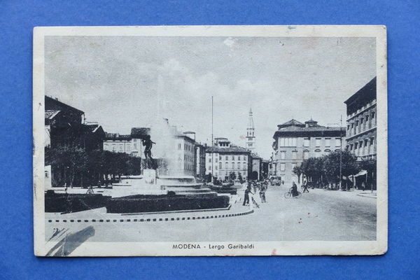 Cartolina Modena - Largo Garibaldi - 1943.